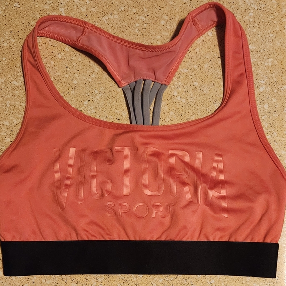 Victoria Sport Sports Bra - Picture 1 of 3